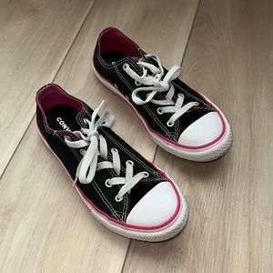 EUC Size 3 Converse Brand All Star Girls Casual Sneakers Shoes Black Hot Pink
